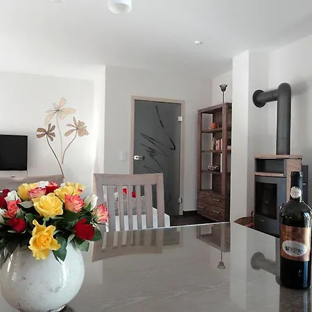 Haus Luetti Дом отдыха *